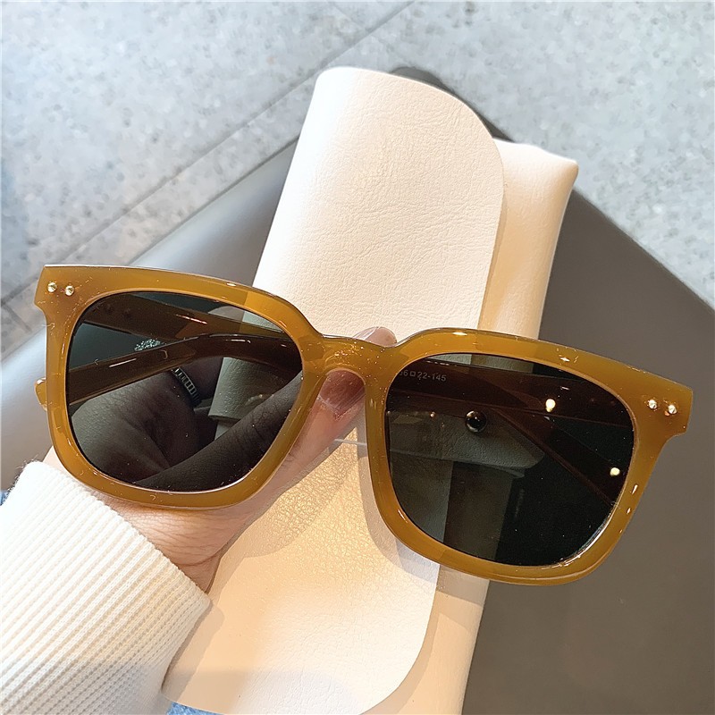 Travel Accessories Gifts For Men - Vintage Brown Oversized Square Sunglasses Women