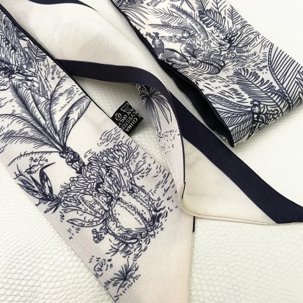 Extended Ribbon Scarf, Silk Ha - огляд і ціна Travel Accessories Neck