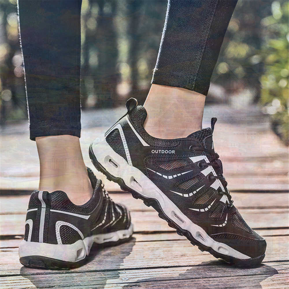 Sumer Round Tip Silver Sneaker - огляд і ціна Travel Accessories Gifts For Men