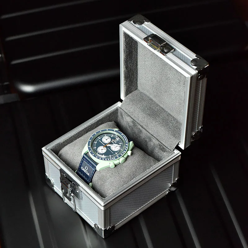 Portable Aluminum Watch Boxes  - огляд і ціна Travel Accessories Gifts For Men